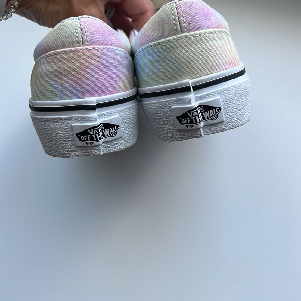 NWB Youth Classic Slip On Vans - Picture 4 of 10